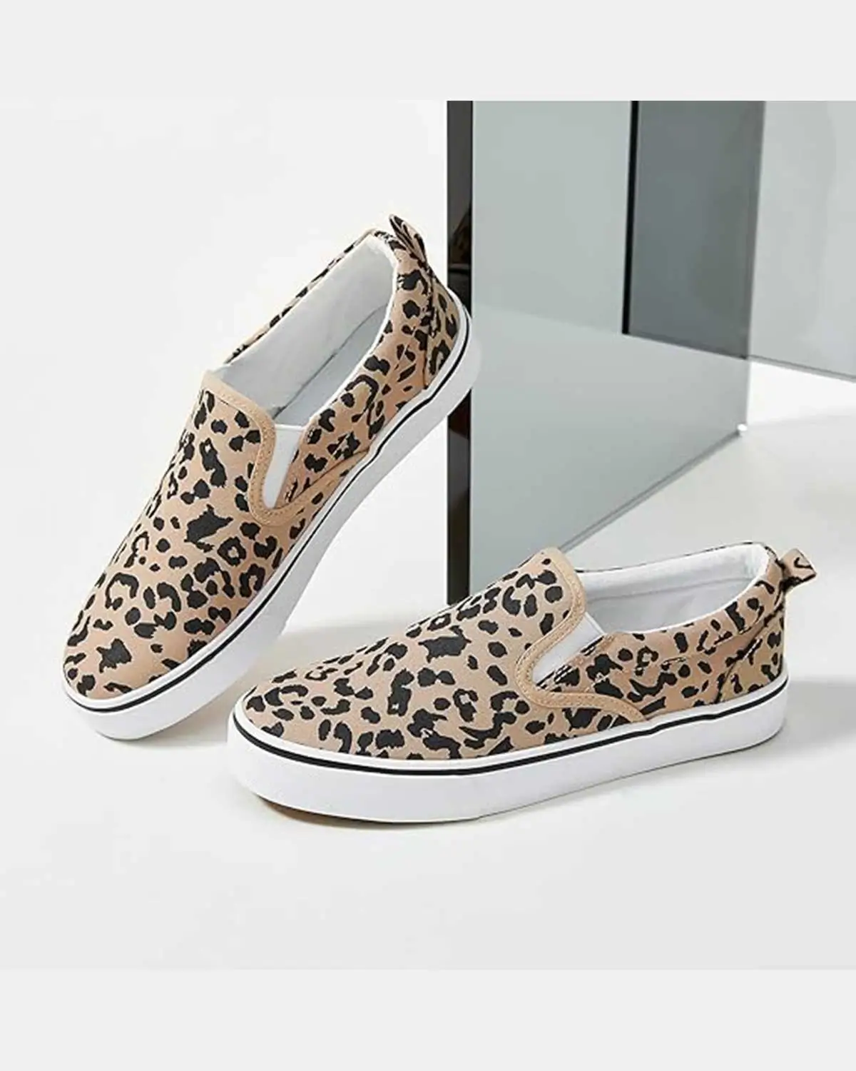 Women Slip on Shoes Canvas Sneakers