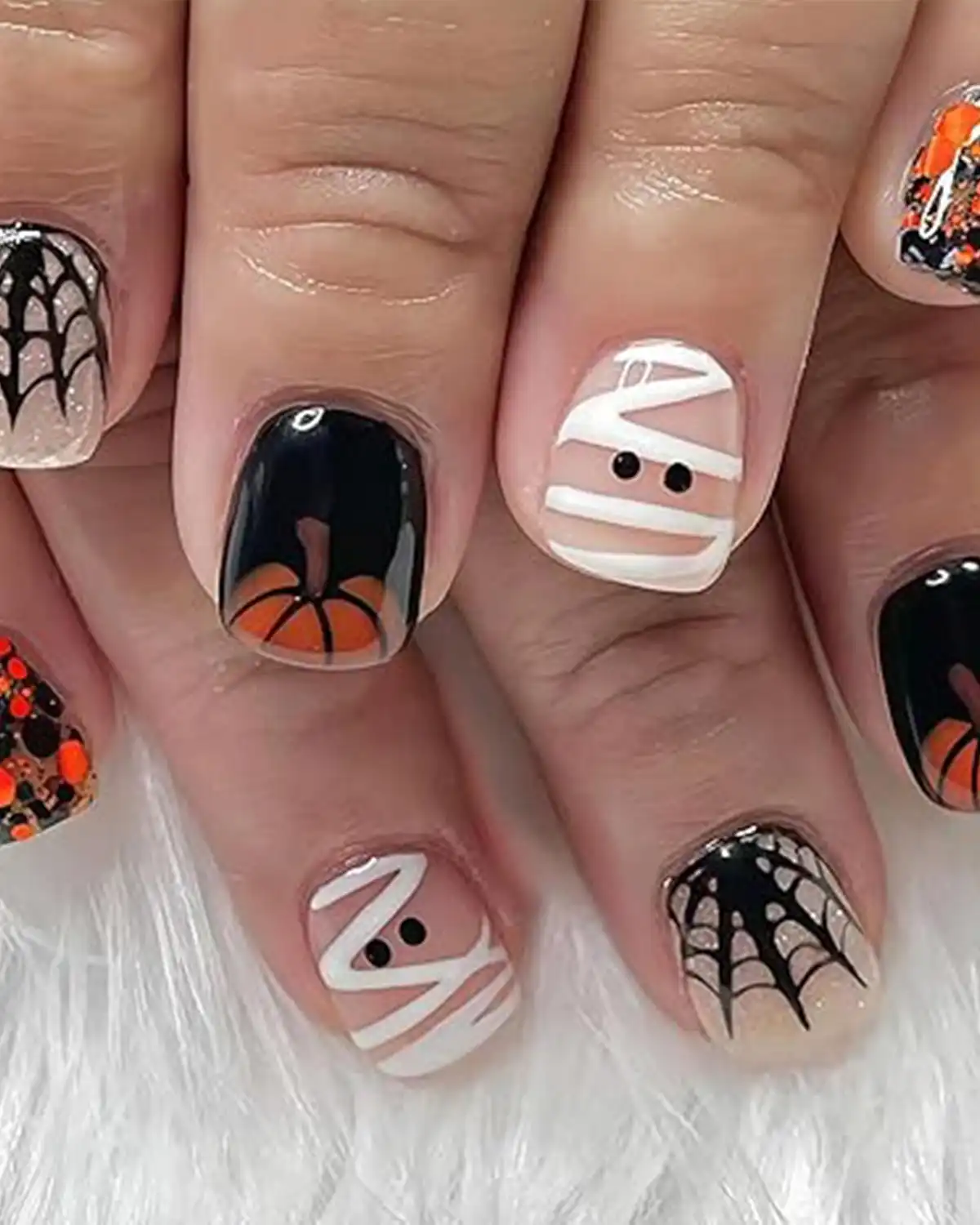 GJJBQTT Halloween Press on Nails