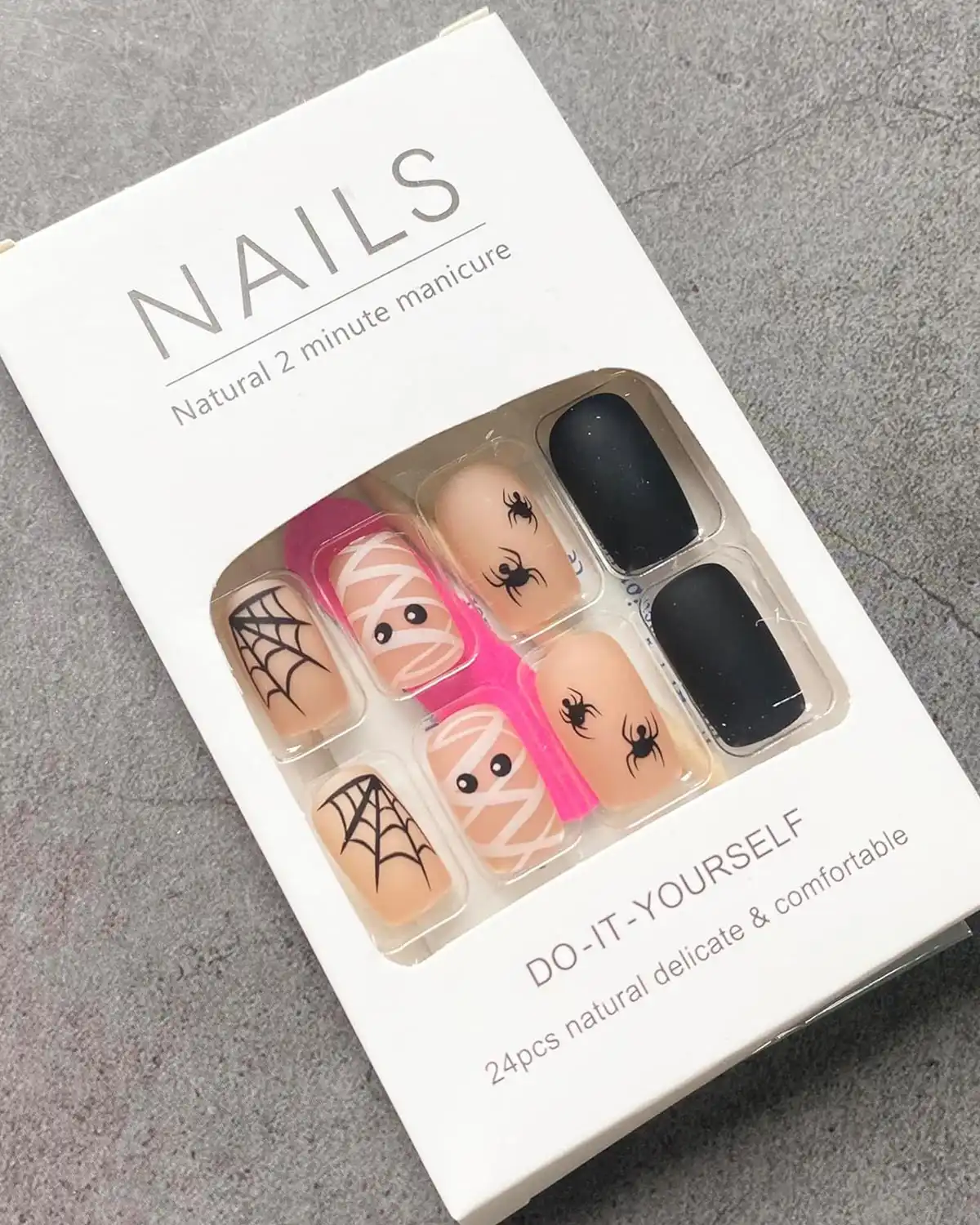 Gritose 24pcs Black Halloween Press on Nails