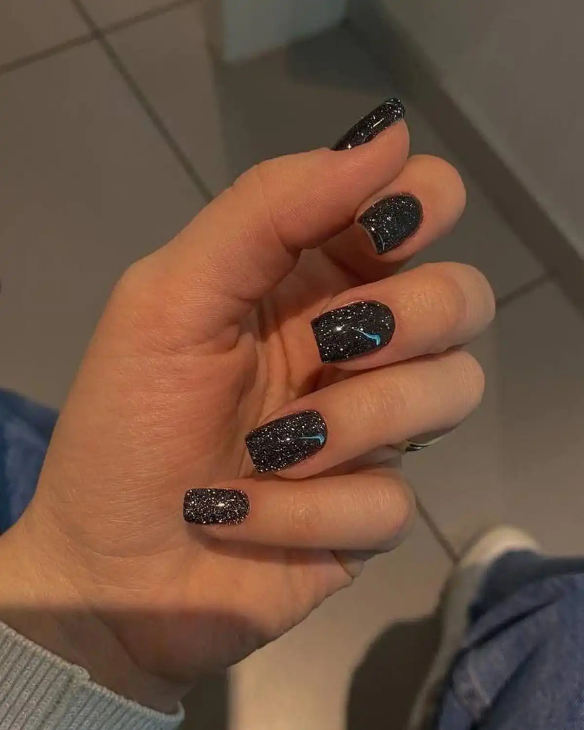 Modelones Sparkle Black Press on Nail