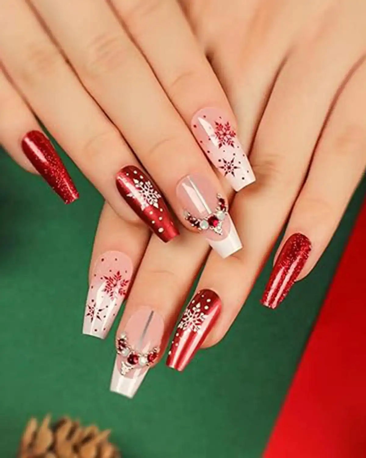 Tyuimhx Pearl Red Christmas Press on Nails